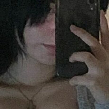 Foto di nudo di fuga di OnlyFans di Batmobiledriver