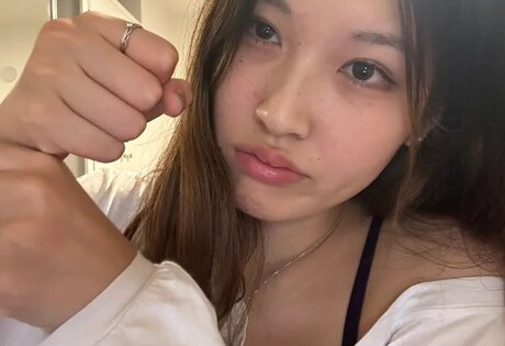 Foto di nudo di fuga di OnlyFans di Baitu Asmr