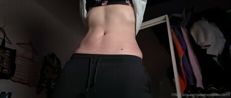 Foto di nudo di fuga di OnlyFans di Theawakened