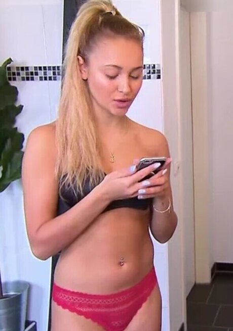 Foto di nudo di fuga di OnlyFans di Margarita Maddy Nigmatullin