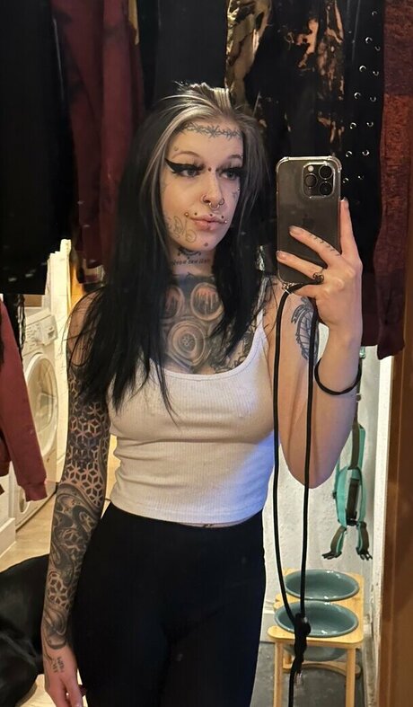 Foto di nudo di fuga di OnlyFans di Sthell