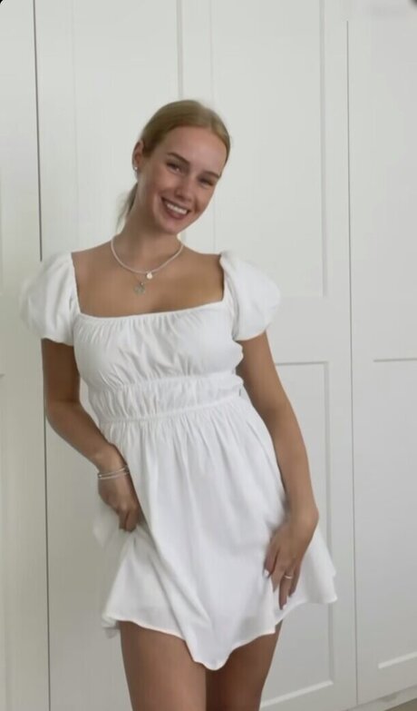 Nadine Von Relaxasmr