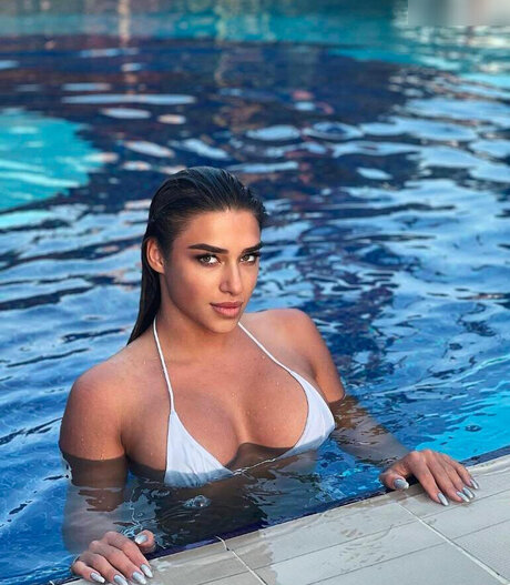 Foto di nudo di fuga di OnlyFans di Daria Pluzhnikova