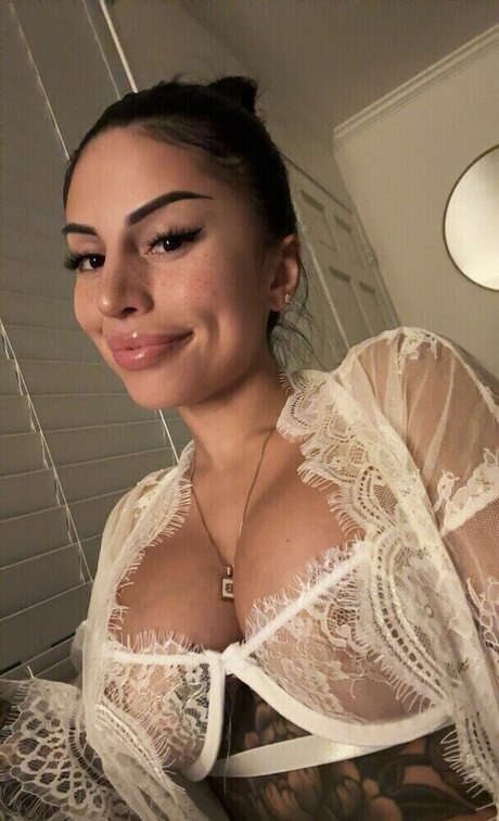 Foto di nudo di fuga di OnlyFans di Breezy Foxx