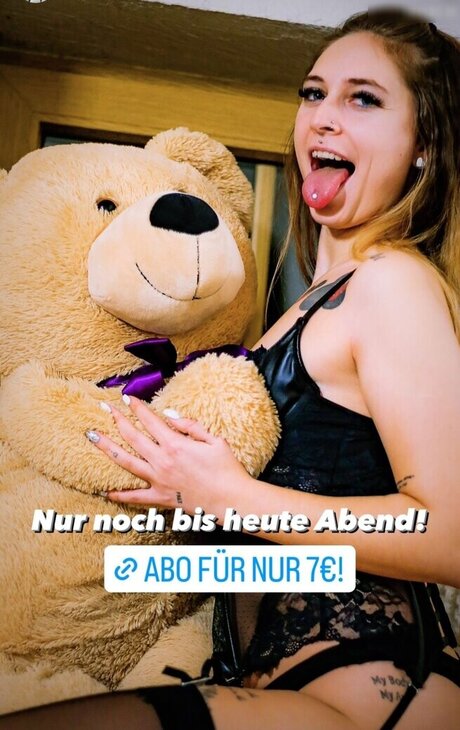 Foto di nudo di fuga di OnlyFans di Hiiamsara