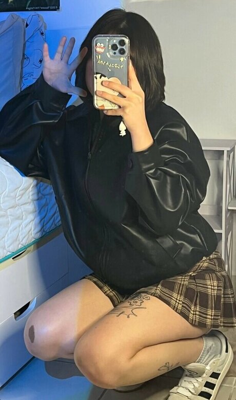 Foto di nudo di fuga di OnlyFans di Alezrm