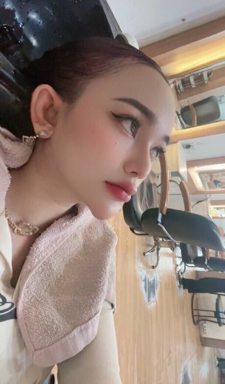Foto di nudo di fuga di OnlyFans di Olivea Hadid