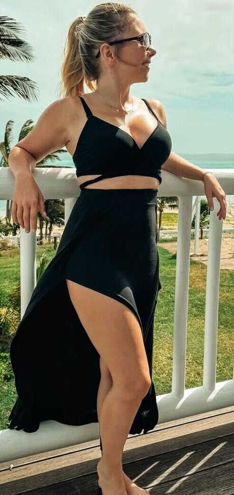 Foto di nudo di fuga di OnlyFans di Jessi Faust