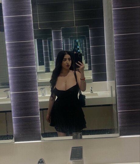 Foto di nudo di fuga di OnlyFans di Ashleyarambulaa