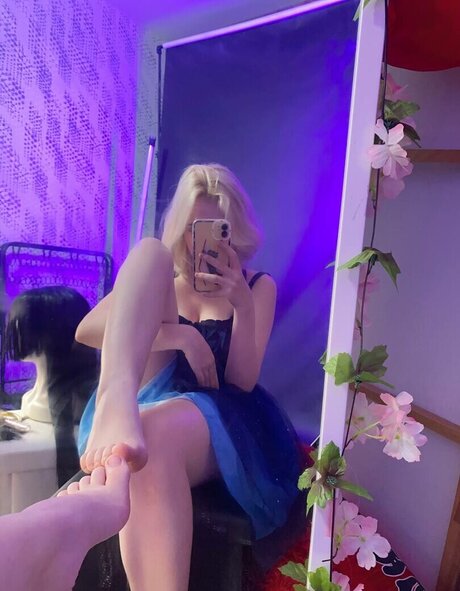 Foto di nudo di fuga di OnlyFans di Likkio