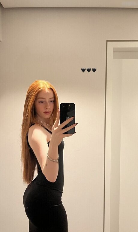 Foto di nudo di fuga di OnlyFans di Annikaeks