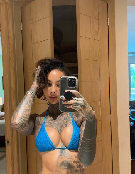 Foto di nudo di fuga di OnlyFans di Cleo Petra