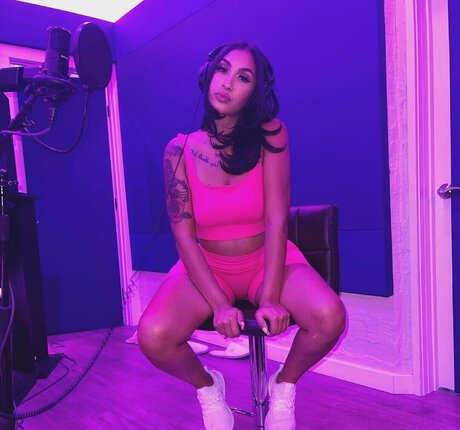 Foto di nudo di fuga di OnlyFans di Queen Najia
