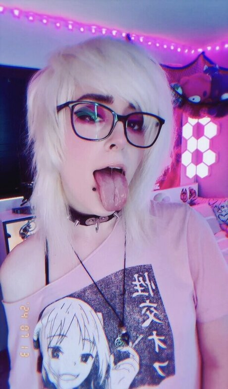 Foto di nudo di fuga di OnlyFans di Devilpuppi