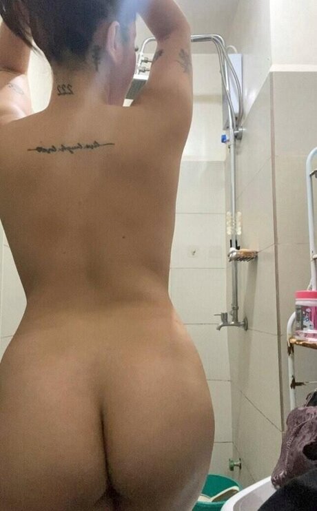 Foto di nudo di fuga di OnlyFans di Gladys Jane Jimenez