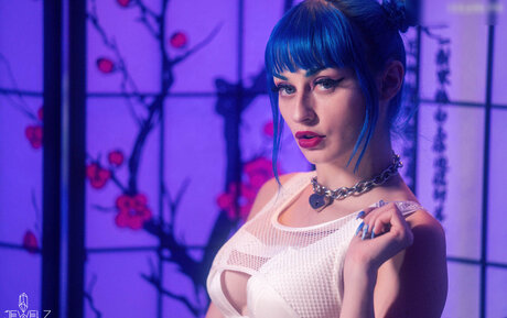 Jewelz Blu
