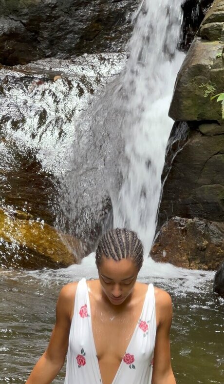 Foto di nudo di fuga di OnlyFans di Yara Charry