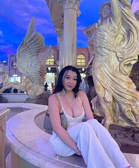 Foto di nudo di fuga di OnlyFans di Katelyn Young