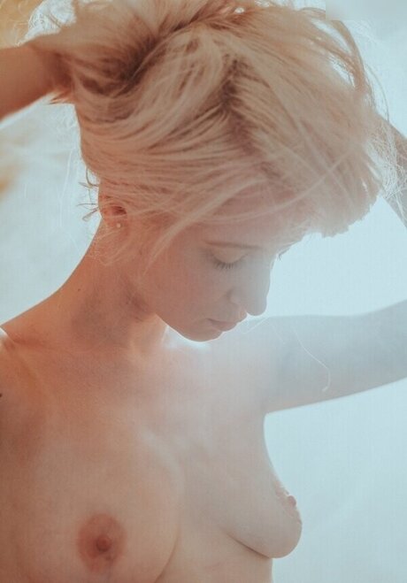 Foto di nudo di fuga di OnlyFans di Noctislegato