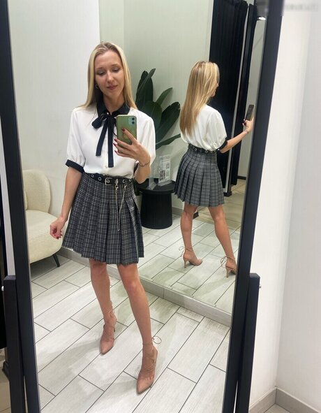 Natalie (Avo)