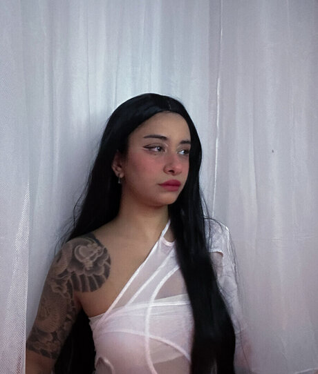 Foto di nudo di fuga di OnlyFans di Lightluno