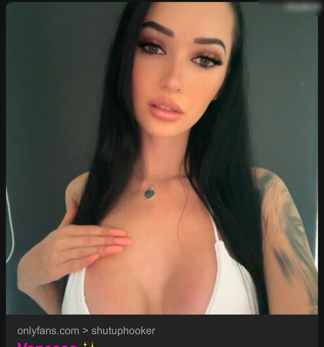 Foto di nudo di fuga di OnlyFans di Hat Jemand Was Von Ihr 