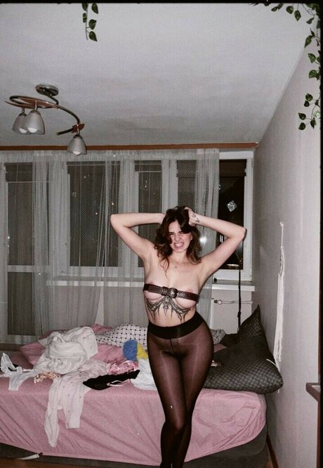 Foto di nudo di fuga di OnlyFans di Yulkachash