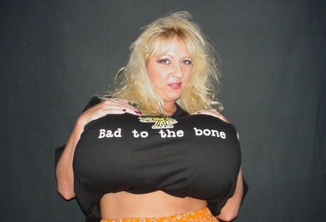 Maxi Mounds