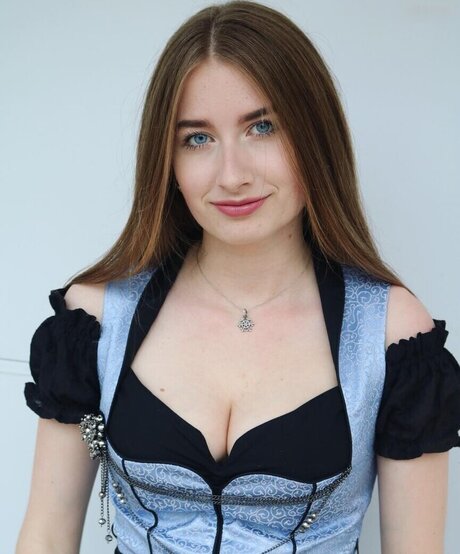 Foto di nudo di fuga di OnlyFans di Empresslaurasophie