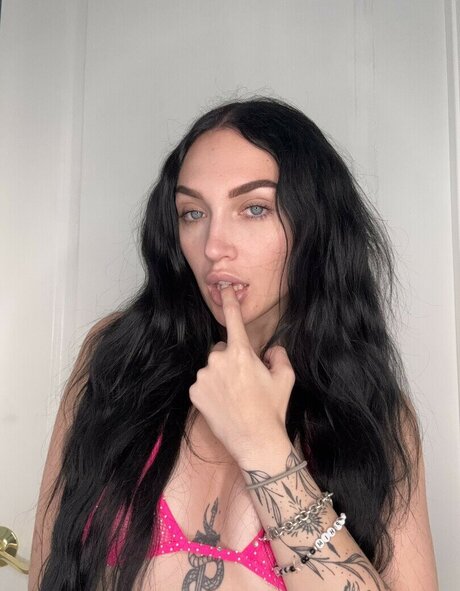 Foto di nudo di fuga di OnlyFans di Lunaxxgrace