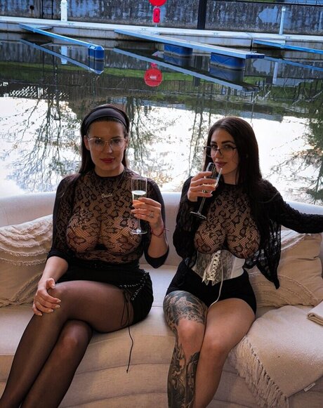 Foto di nudo di fuga di OnlyFans di Harley Benz