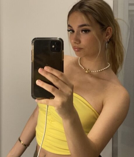 Foto di nudo di fuga di OnlyFans di Snipsska
