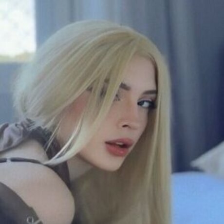 Foto di nudo di fuga di OnlyFans di Thayse Kloppel