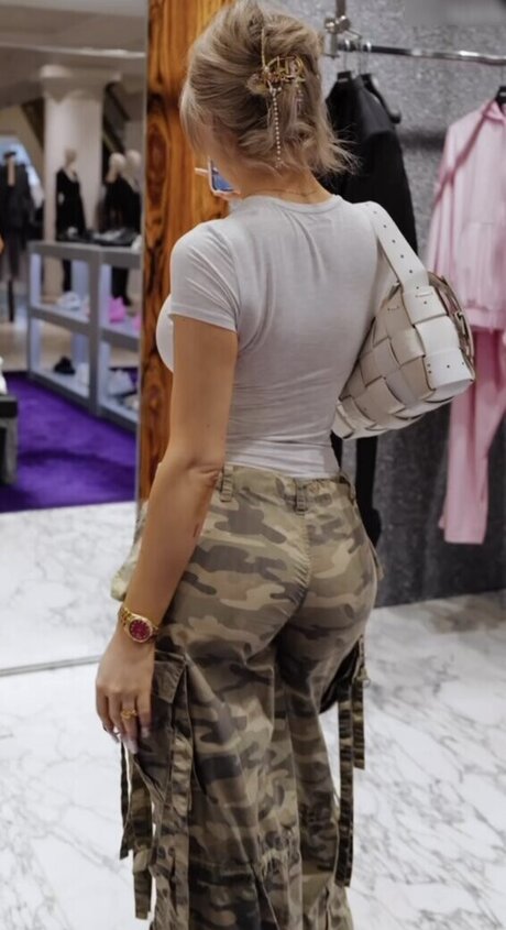 Shirin David