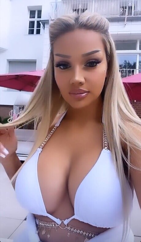 Shirin David