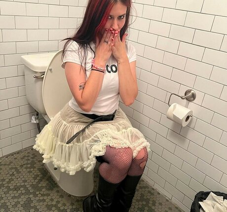 Foto di nudo di fuga di OnlyFans di Carly Mclellan