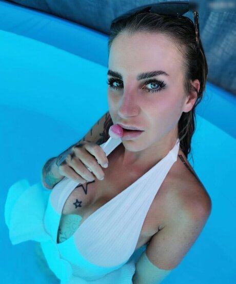 Foto di nudo di fuga di OnlyFans di Ciiiindi