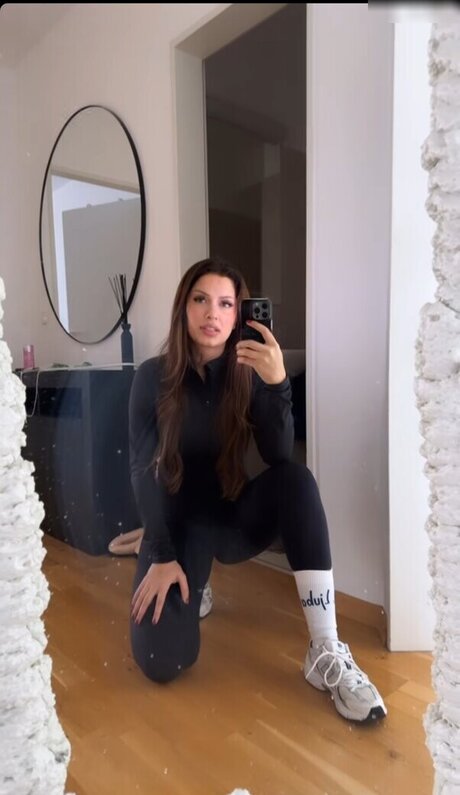 Foto di nudo di fuga di OnlyFans di Emily Furz