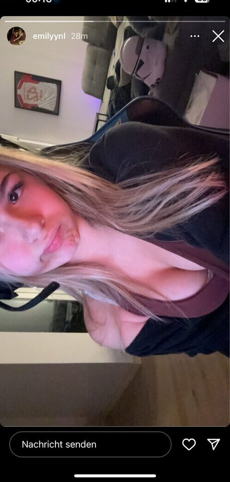 Foto di nudo di fuga di OnlyFans di Emilyynl