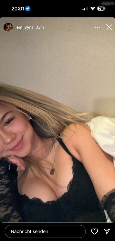 Foto di nudo di fuga di OnlyFans di Emilyynl