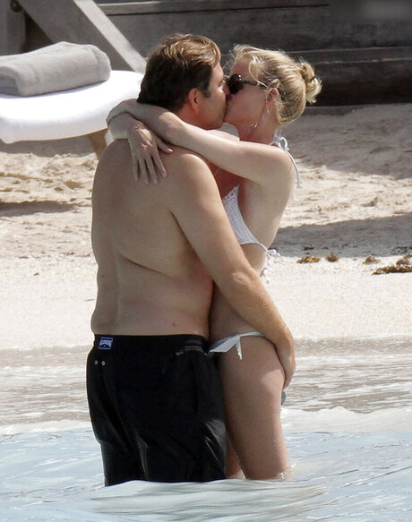 Lara Stone