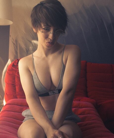 Foto di nudo di fuga di OnlyFans di Imitationtina
