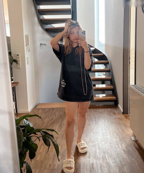 Foto di nudo di fuga di OnlyFans di Lisa Kppers