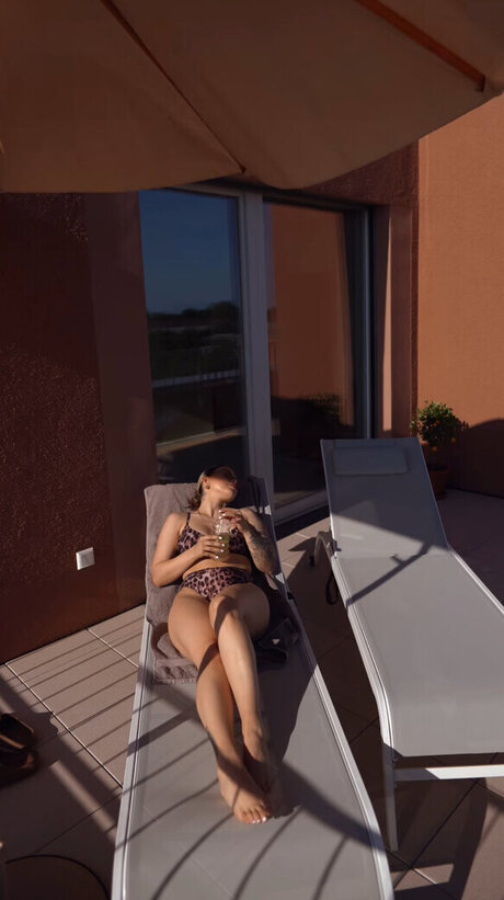 Foto di nudo di fuga di OnlyFans di Salome Sylvana