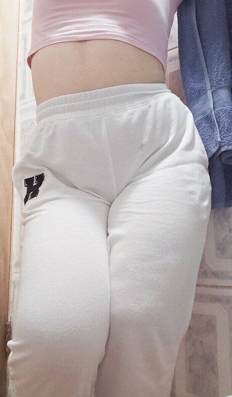 Foto di nudo di fuga di OnlyFans di Lullabyneko