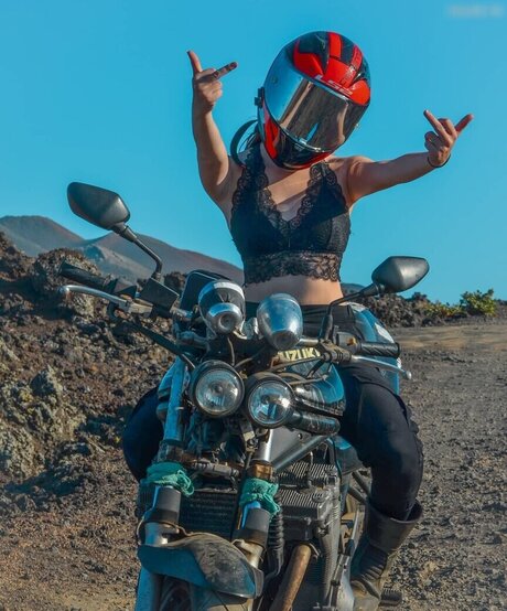 Affe auf Bike