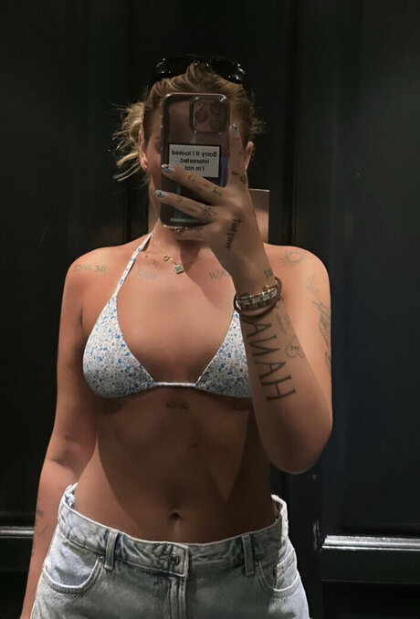 Loredana Zefi