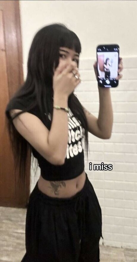 Foto di nudo di fuga di OnlyFans di Zems3lling
