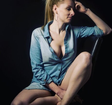 Foto di nudo di fuga di OnlyFans di Jacqueline Sparrow