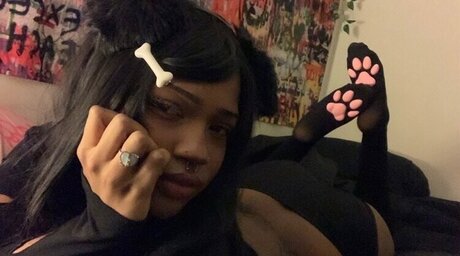 Foto di nudo di fuga di OnlyFans di Angelzburn